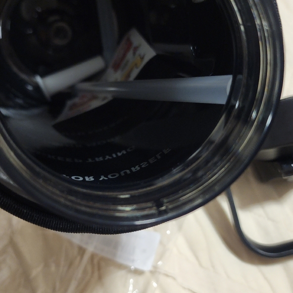 64 oz water bottle - Picture 5 of 8